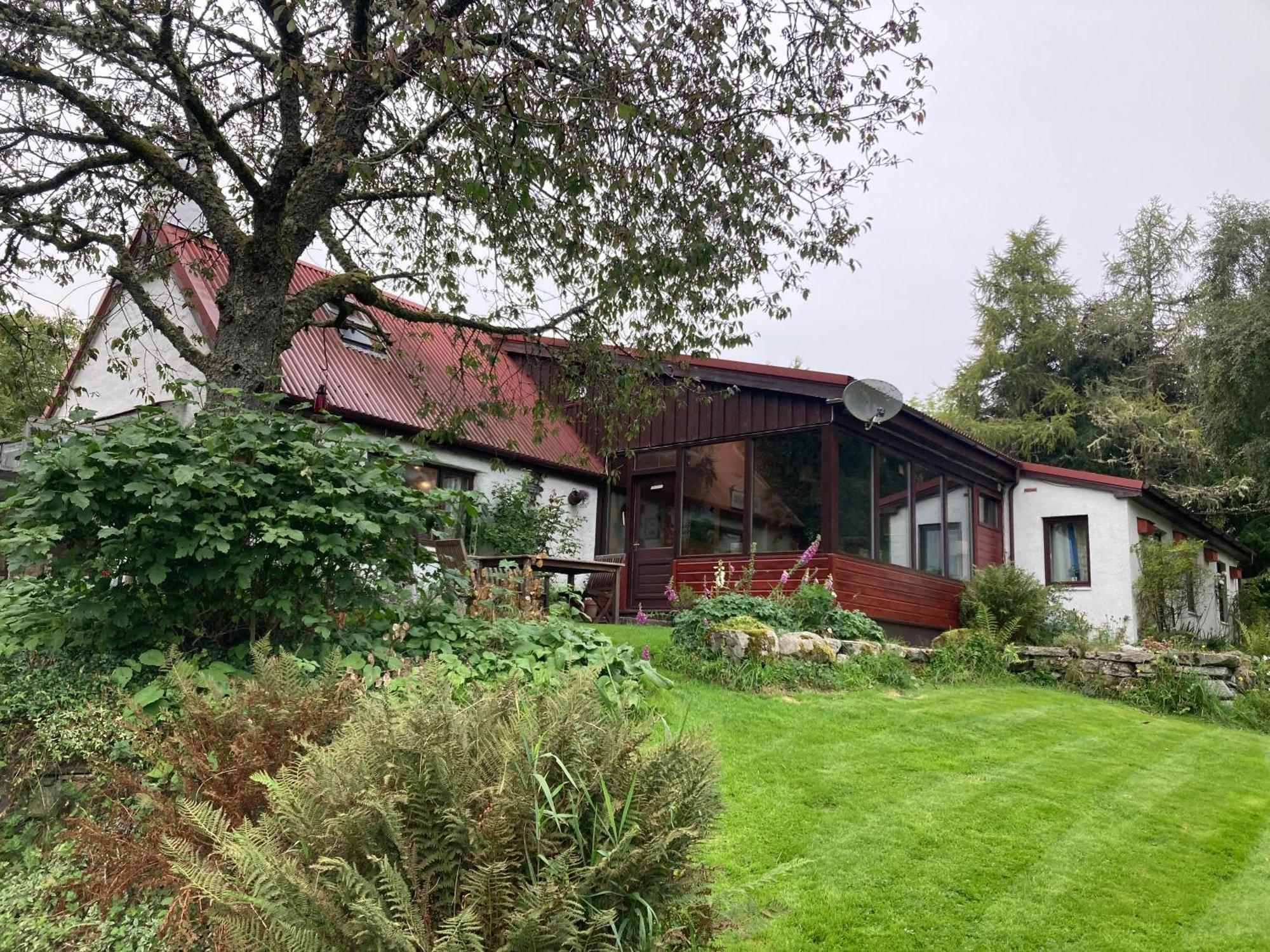 Invercassley Cottage Лейрг Екстериор снимка